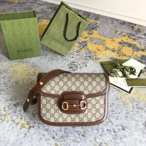 mint condition GUCCI 1955 HORSEBIT SHOULDER BAG GG supreme/brown